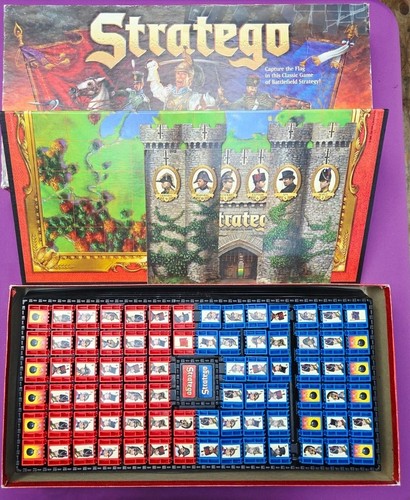 Milton bradley stratego board - bradley,
