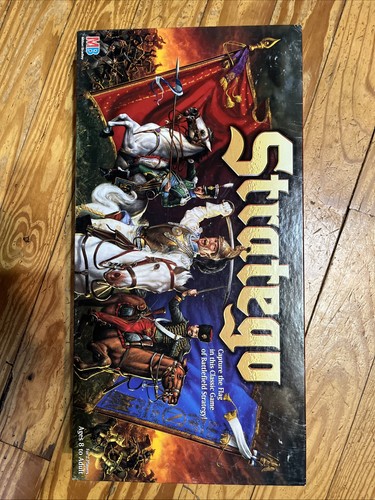 Stratego board game 1996 - stratego,